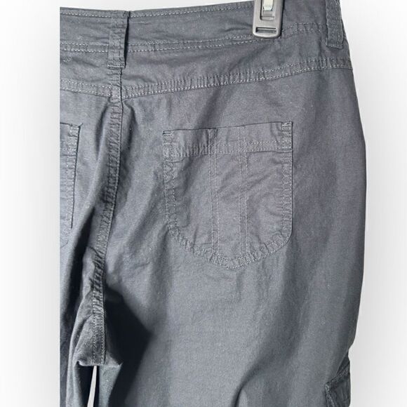 Style & Co Black Capri Size 12 cotton/spandex rolled hem - Picture 5 of 8